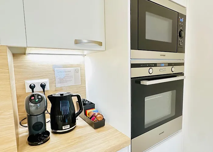 Peony Presidential Garden Free Parking * ブラチスラヴァ