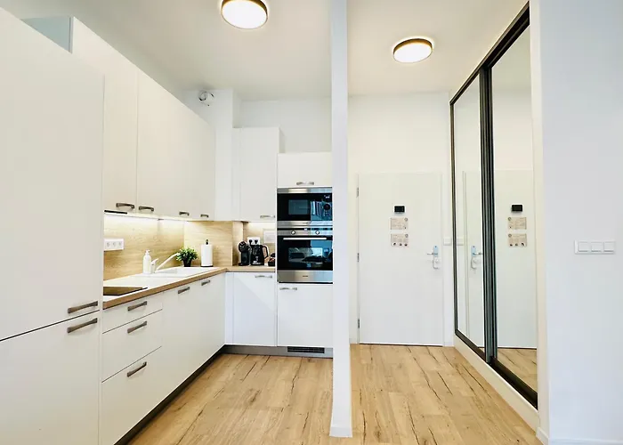 Peony Presidential Garden Free Parking ブラチスラヴァ