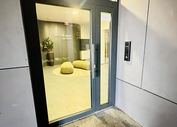 Peony Presidential Garden Free Parking *